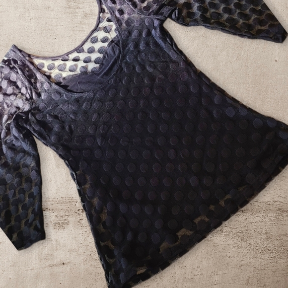 Guess Sweetheart Neckline Polka Dot Top Size Medium - Picture 2 of 5